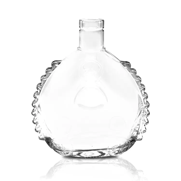 700ml flint glass vodka bottle with bar-top cork finish for premium spirits