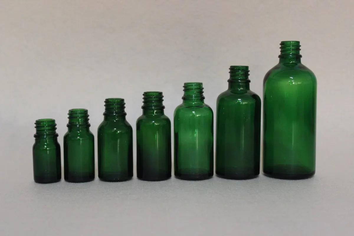 desiccant packaging glass bottles with matched closures ready for filling lines