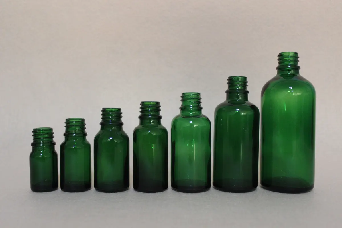 Glass essential oil bottles from the factory production line