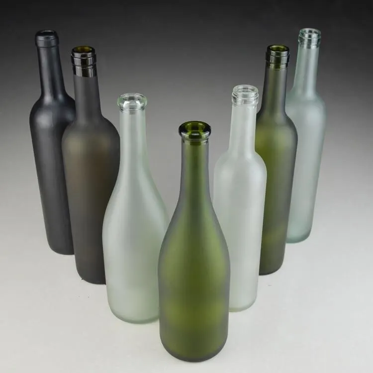 Bouteilles en verre à bouchon utilisées pour la mise en bouteille de boissons hivernales